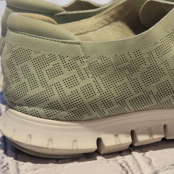 Cole Haan Zerogrand Perforated Trainers Mint Green Sz 9.5 - Picture 8 of 8